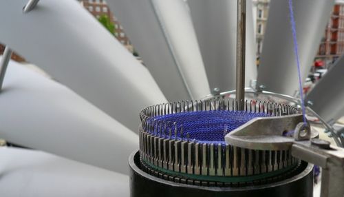 Windaangedreven breimachine merel karhof