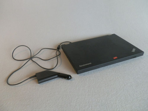 12 V volt computer laptop