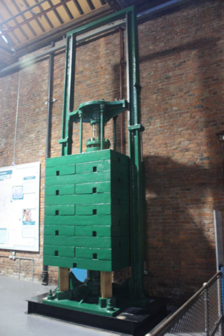 Hydraulische accumulator